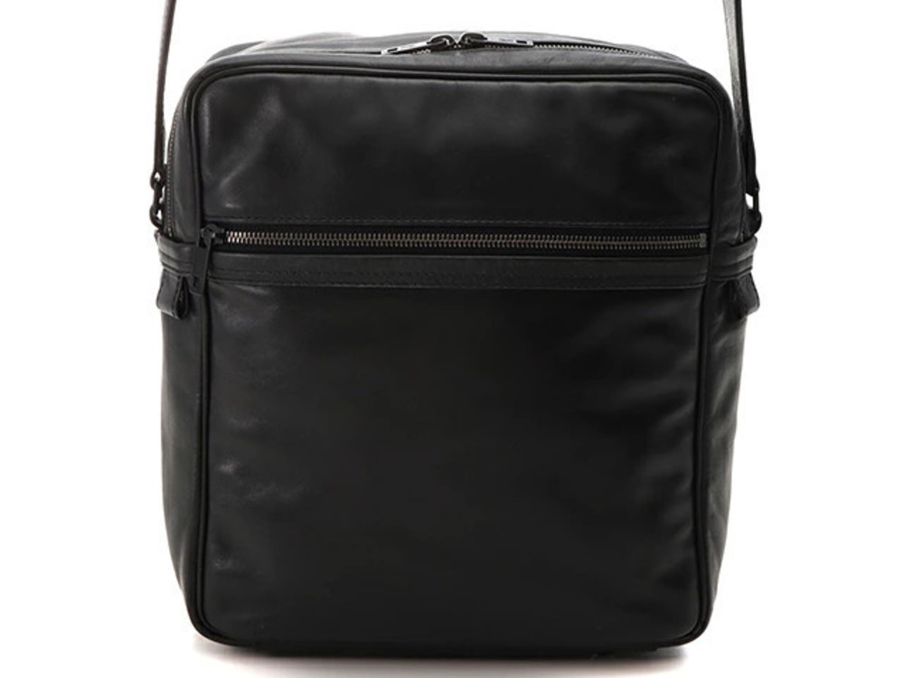LOUIS VUITTON shoulder bag Clarkson Monogram Defile black